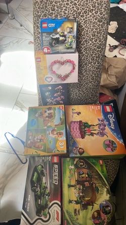LEGO Sets Bundle – City, Disney, Creator & More