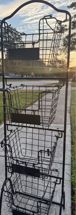 Metal tower storage