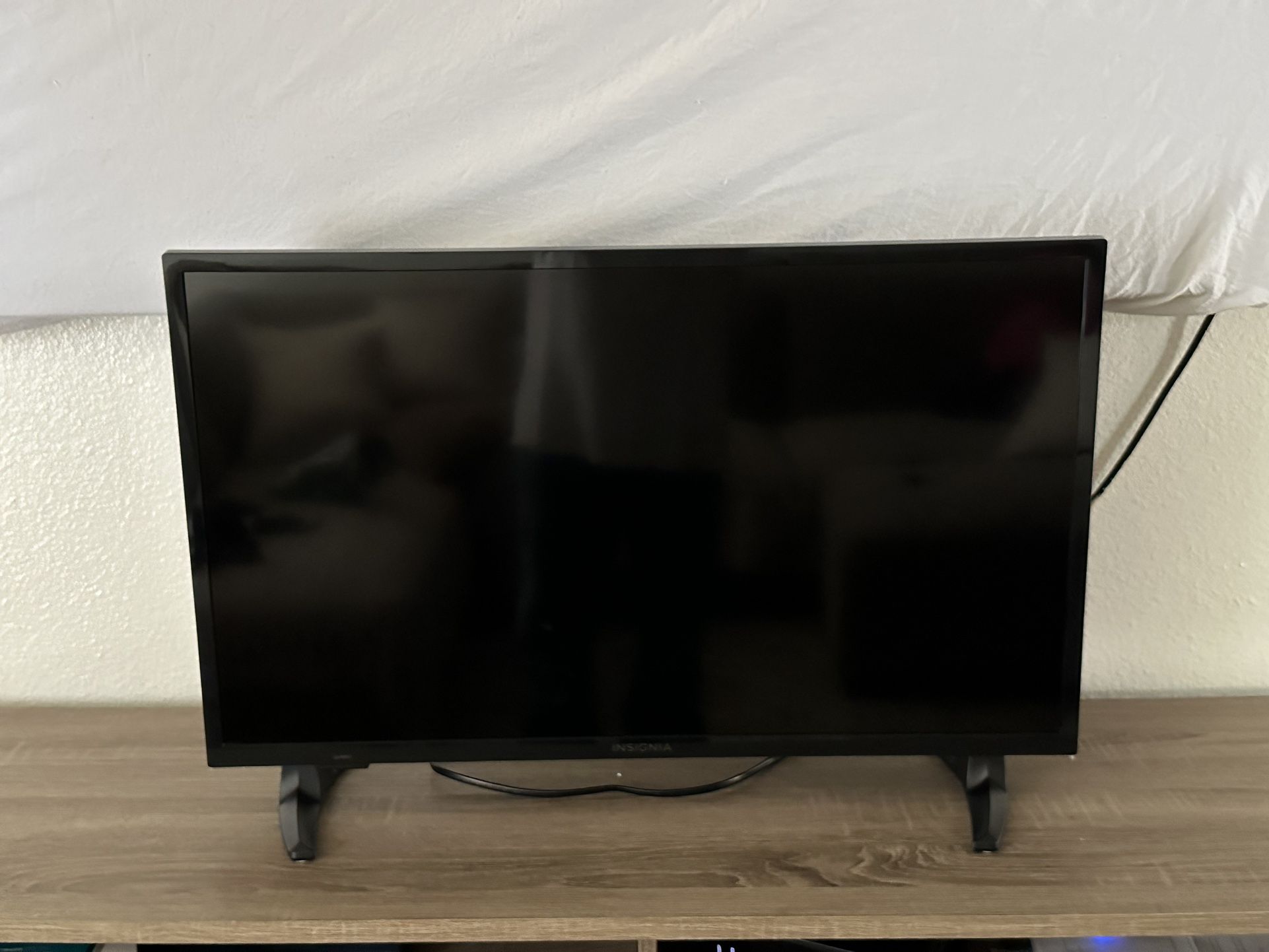 Insignia And Vizio Mini Tv