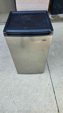 Sanyo Stainless Steel Mini Fridge