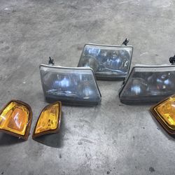 Headlights And Corner Lights 