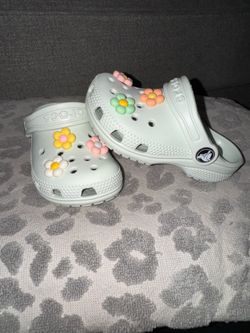 Toddler crocs