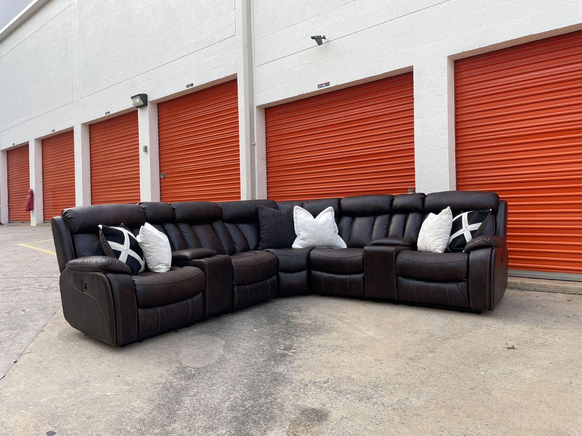 *Free Delivery* Leather Power Reclining Sectional Couch