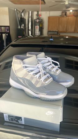 Jordan 4 Cool Grey