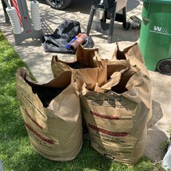 Bagged Dirt And Compost 