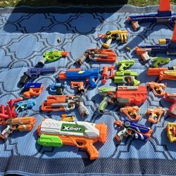 lot of nerf guns