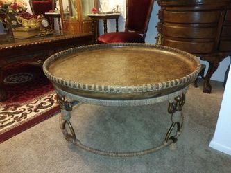 Gorgeous large Bernhardt coffee table (Read full description, needs repair)