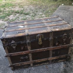 Old Chest 