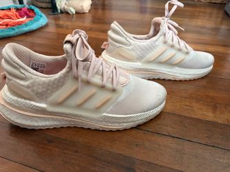 Adidas Ultraboost Women’s Sneakers – White & Blush Pink – Size 8.5