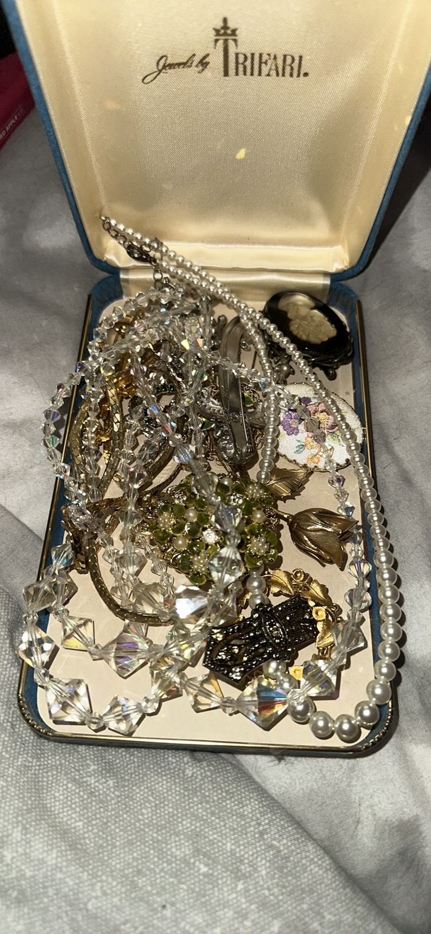 Vintage Costume Jewelry