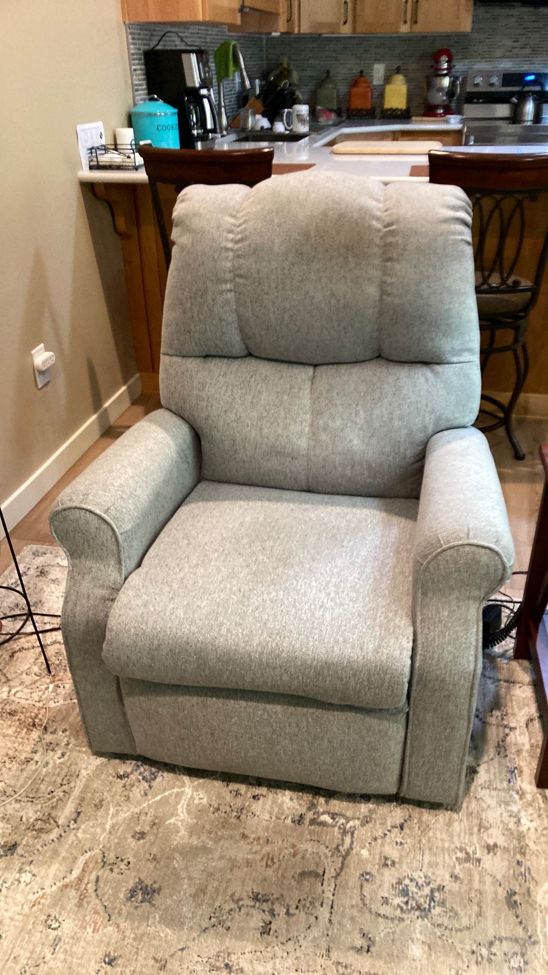 Recliner With Remote Lift