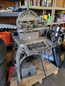 Graphotype Tag Machine