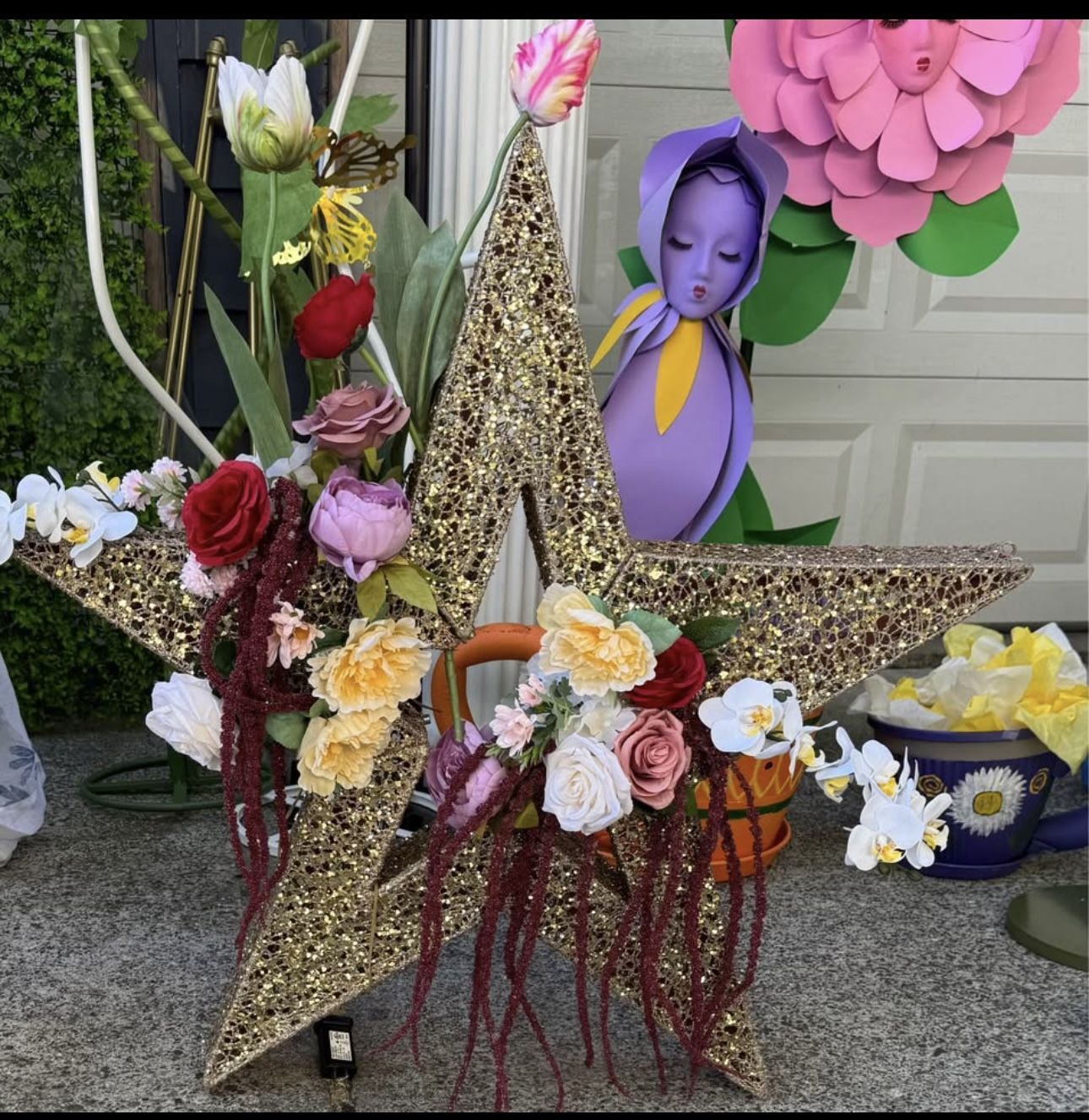 Light Up Gold Glitter Stars