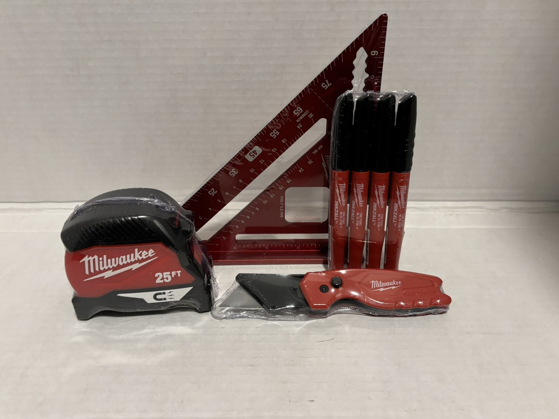 🆕 GENUINE MILWAUKEE (7) PIECE BUNDLE PACKAGE, WRAPPED IN PLASTIC TO KEEP PROTECTED, NEW & UNUSED