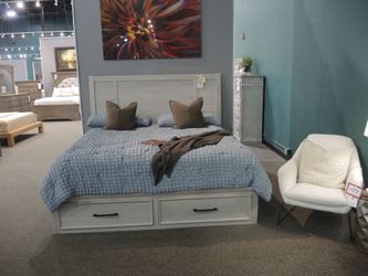 Davis Home King Sleigh Bed w/ Storage Drawers - Weathered Gray Finish, Floor Sample Clearance