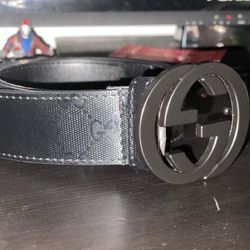 Gucci belt