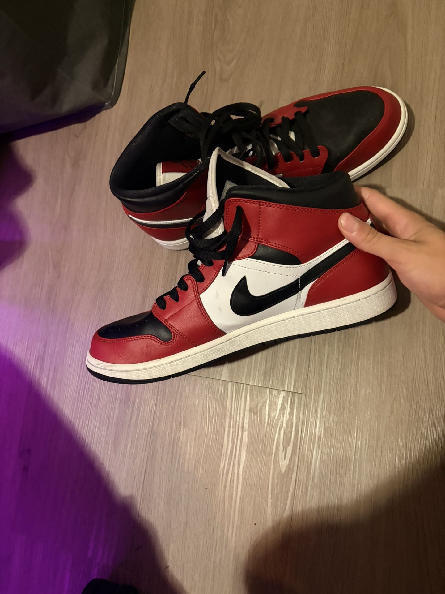 Jordan 1 Chicago Black Toe