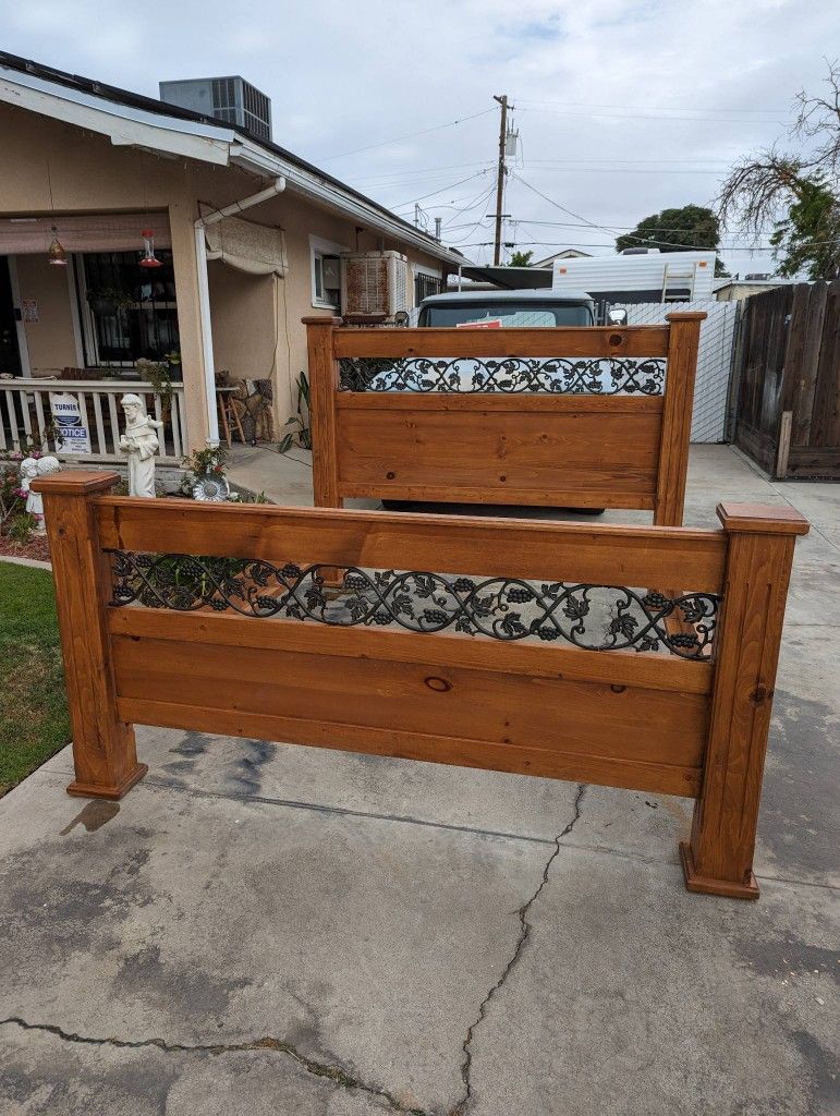 King Wroght Iron And Pine Bed Frame