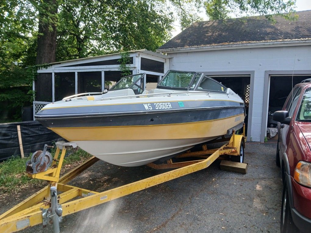1990 Rinker 186 Captiva And Trailer