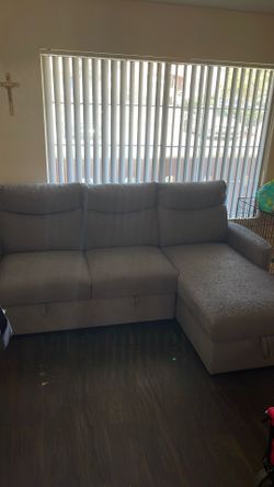 FREE COUCH/PULL OUT COUCH