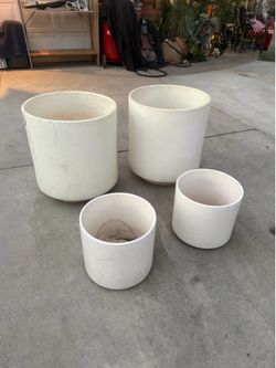 Set of mid-century pots
