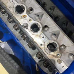243 GM Cylinder Heads For A 5.3