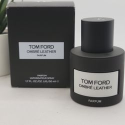 TOM FORD 

Ombré Leather Parfum

1.7 fl 