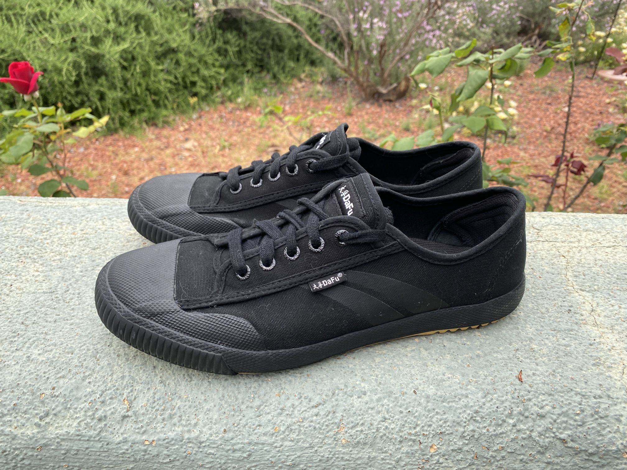 Feiyue / Dafu Shoes. Zero-drop Trainers. Size 11 (44)