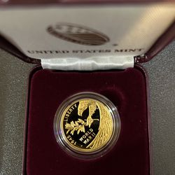 End of World War II 75th Anniversary 24-Karat Gold Coin 20XG