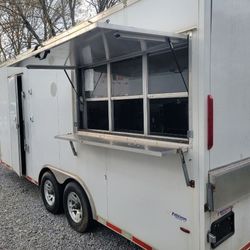 2015 Freedom Concession Trailer - Fully Equipped