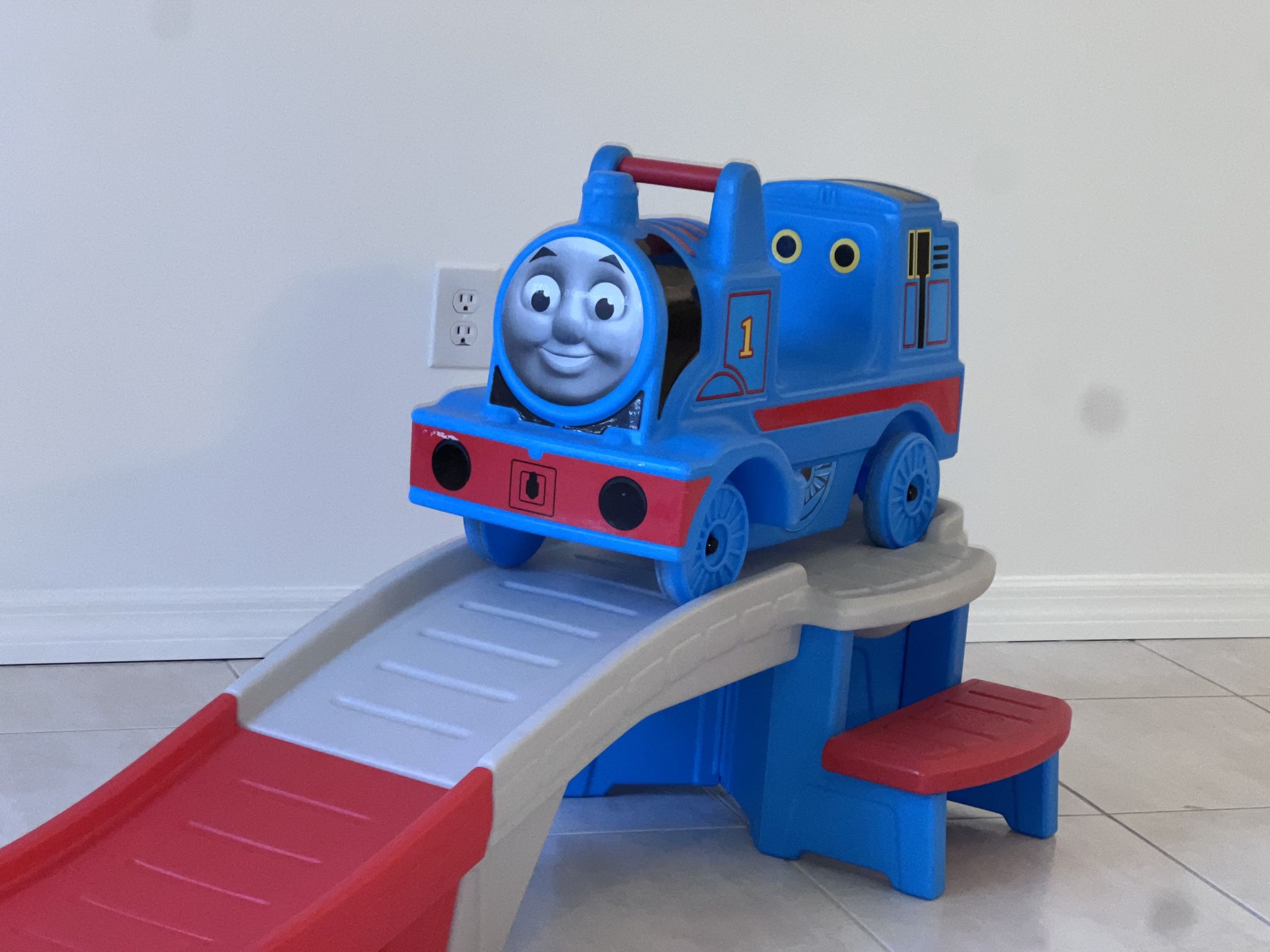 Step2 Thomas the Tank Engine Up and Down Roller Coaster
