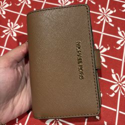 Mk Wallet Like New 