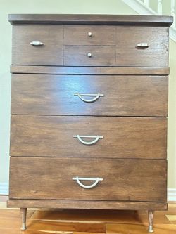 Just refinished MCM dresser / chest - 4 drawers, GREAT condition!