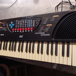 MILES MLS-860 Keyboard Piano 