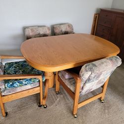 Dining Room Table With 4 Chairs