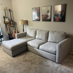 Beautiful Modern Sectional Couch