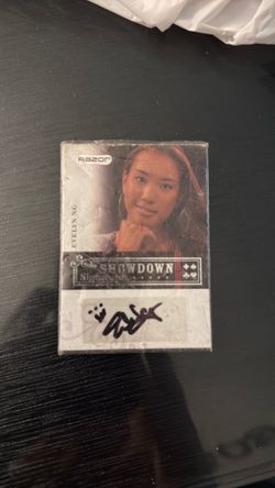 2006 Evelyn Ng AUTO - Razor Poker #A- 22 Showdown Signatures