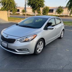 2016 KIA Forte 5-Door