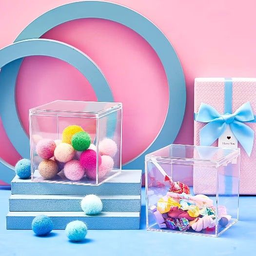 Blulu 7 Pieces Clear Acrylic Plastic Jewelry Box Mini Storage Box Mini Cube Containers with Lids for Candy Pill and Tiny Jewelry(Square,2.9 x 2.9 x 2.