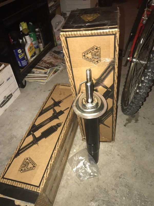 Bmw E39 528i front shocks NEW!