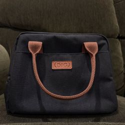 Women’s Handbag – Stylish & Spacious
