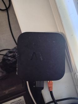 Apple tv /no power cable/no remote. Working $100