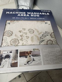 Machine Washable Aria Rug, Alfombra Nueva $60
