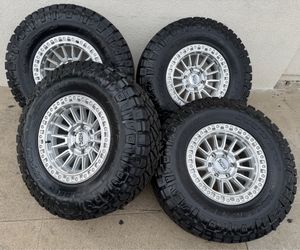 Kmc 557 Machine 17x8.5 6x139.7 -10 Offset With Nitto Ridge Ridge Grappler 285/75R17 Tires🔥🔥🔥🔥