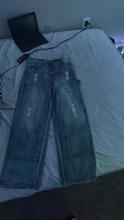 Baggy jeans
