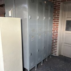 2 Sets Of lockers