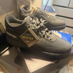 Nike Air Force 1 GTX Triple Black Size 12.5 BRAND NEW Gore-Tex