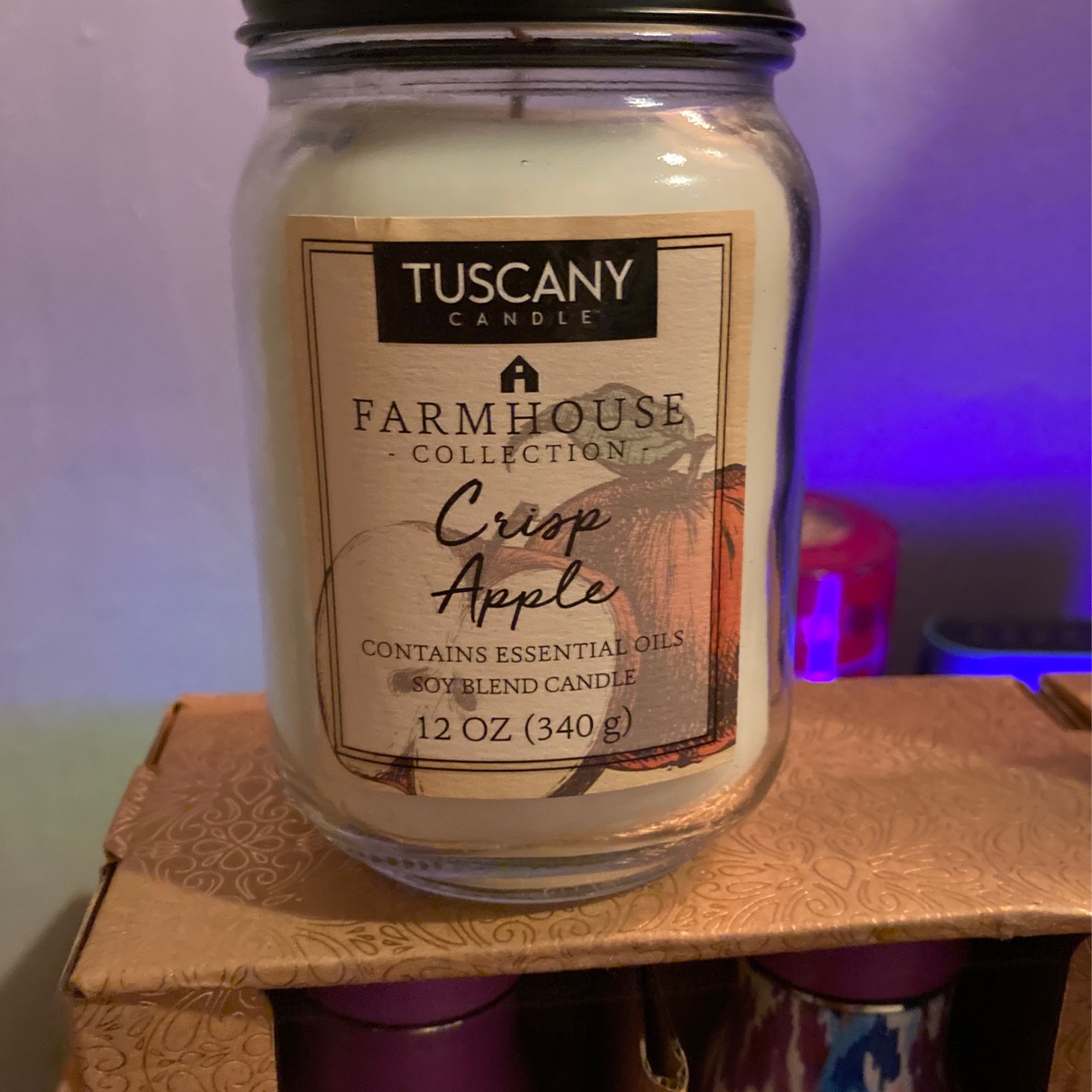 Tuscany farmhouse collection. Crisp Apple candle, 12 ounces brand new.