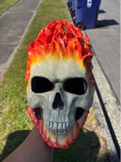 Skeleton mask