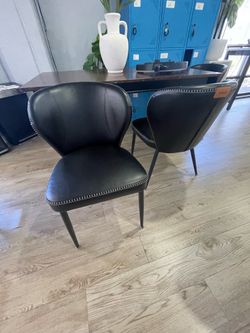 Black Vasagle chairs
